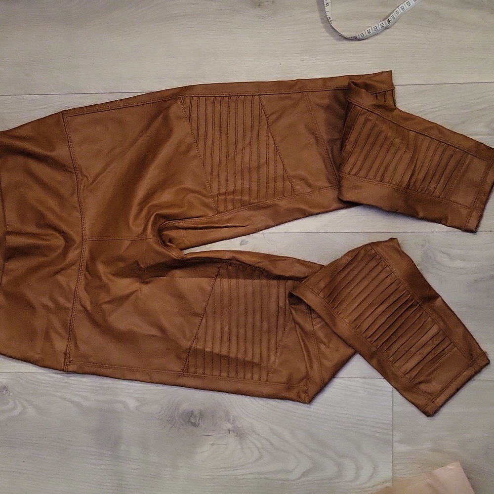 7 for all mankind pleather stretch pants